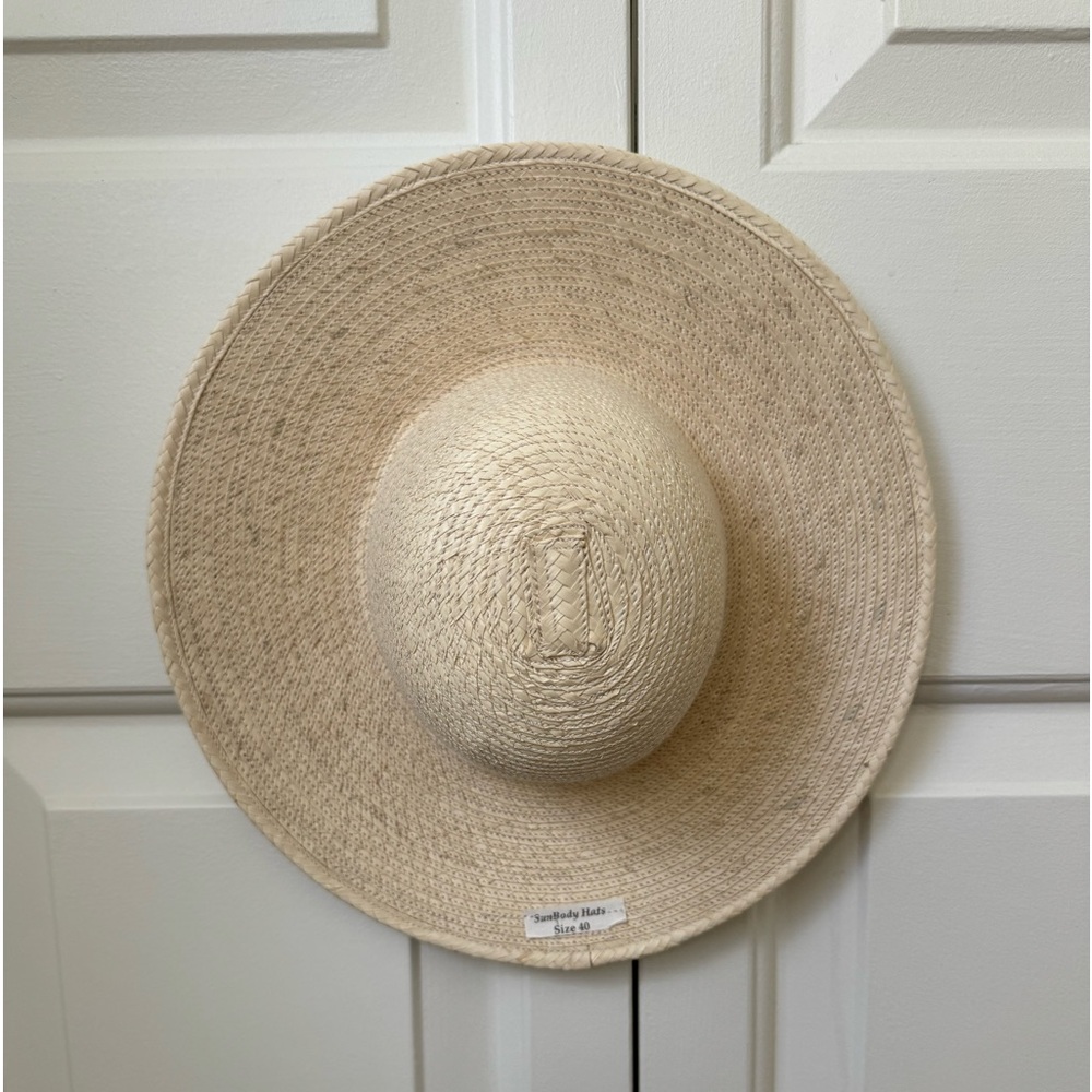 New! Straw hat for baby